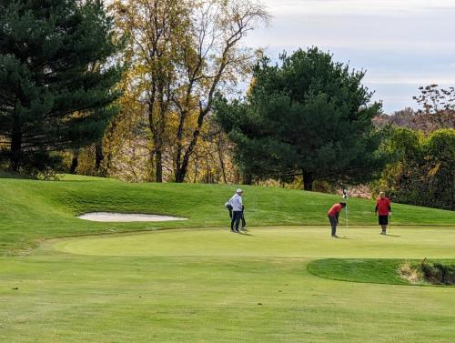 PXL 20221028 162142961 2