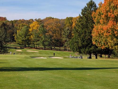 PXL 20241025 1832516342