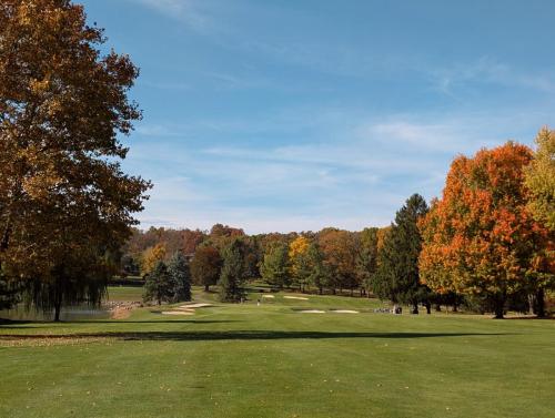 PXL 20241025 1833086932